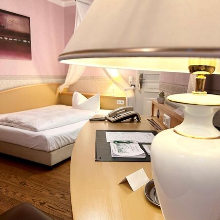 Hotel Seehof Leipzig Zwenkau Esterno foto